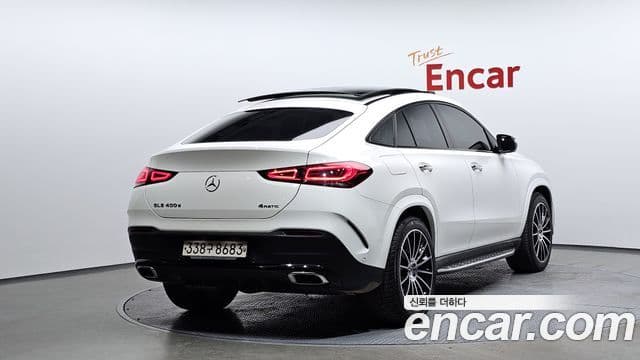Mercedes-Benz GLE-Class 2022 — Şəkil 2/20