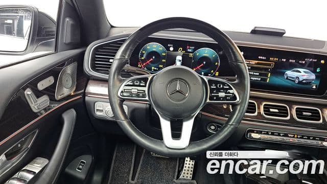 Mercedes-Benz GLE-Class 2022 — Şəkil 13/20