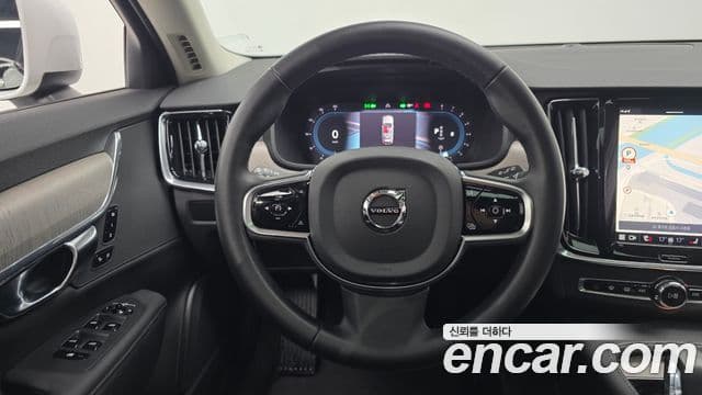 Volvo V90 Cross Country 2025 — Şəkil 13/20