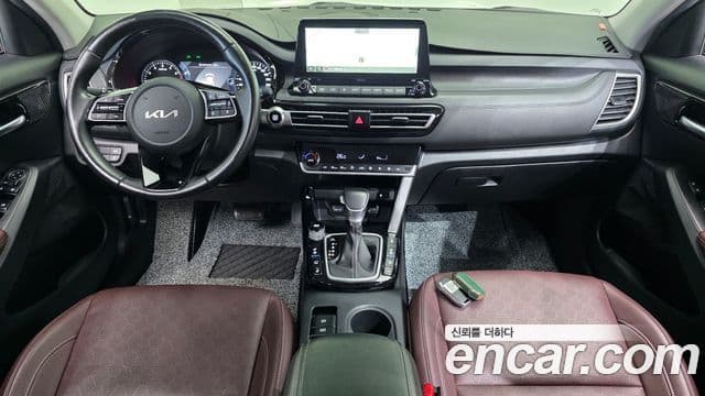 Kia Seltos 2022 — ფოტო 7/20