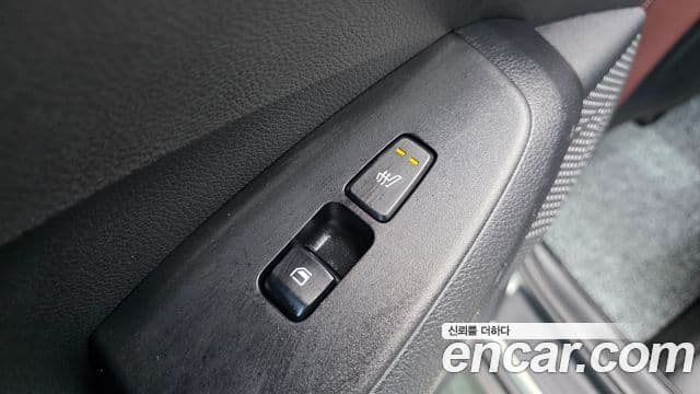 Kia Seltos 2022 — ფოტო 18/20
