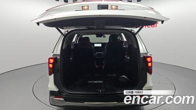 Kia Carnival 2024 — Фото 20/20