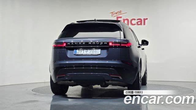 Land Rover Range Rover Velar 2024 — Şəkil 4/20