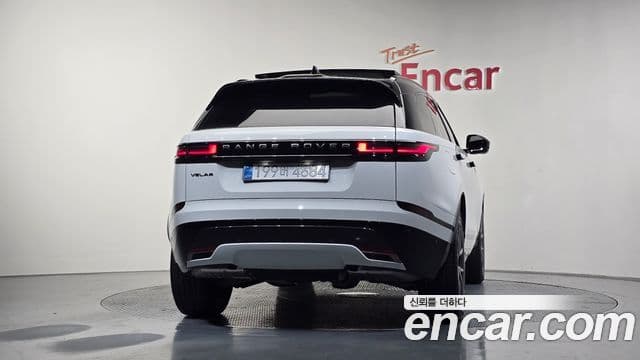 Land Rover Range Rover Velar 2025 — Şəkil 4/20