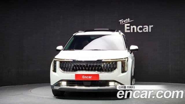 Kia Carnival 2024 — ფოტო 2/20