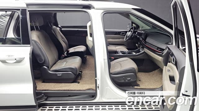 Kia Carnival 2024 — ფოტო 11/20