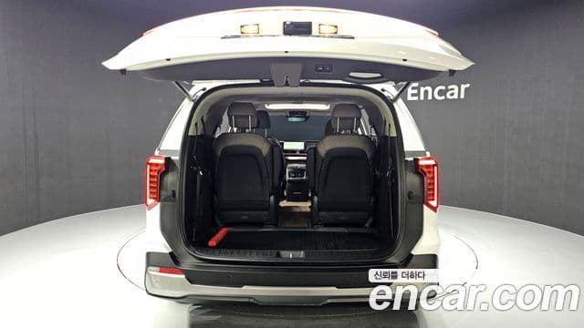 Kia Carnival 2024 — ფოტო 20/20