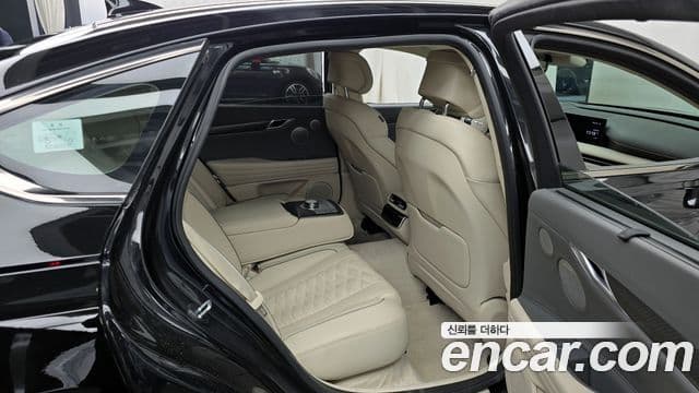 Genesis G80 2024 — Photo 17/20
