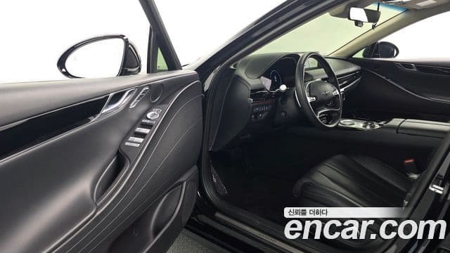 Genesis Electrified G80 2021 — фото 10 из 20