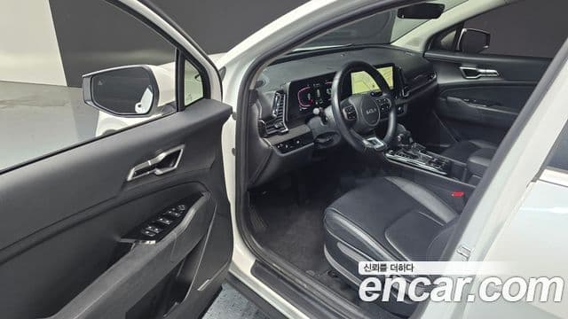 Kia Sportage 2022 — ფოტო 10/20