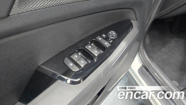 Kia Sportage 2022 — ფოტო 14/20