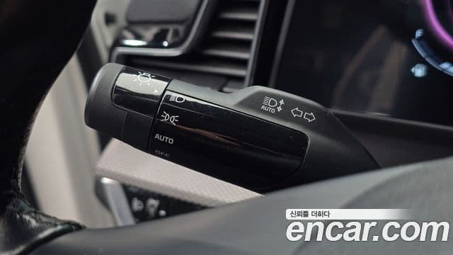 Kia Sportage 2022 — ფოტო 16/20