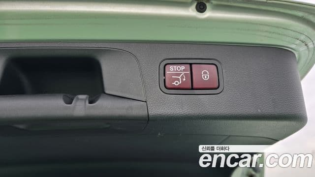 Mercedes-Benz GLC-Class 2018 — Şəkil 15/29