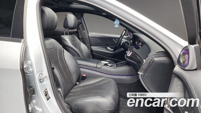 Mercedes-Benz S-Class 2019 — Photo 16/20