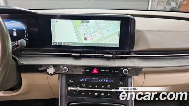 Kia Carnival 2022 — ფოტო 17/20