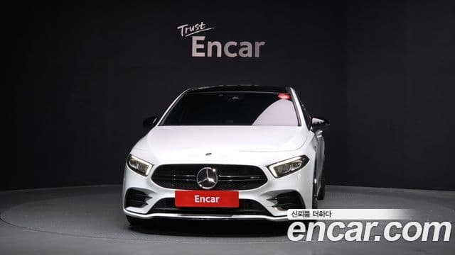 Mercedes-Benz A-Class 2022 — Photo 2/20