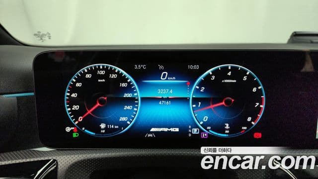 Mercedes-Benz A-Class 2022 — Photo 11/20