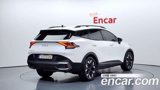 Kia Sportage 2022 — Фото 2/20