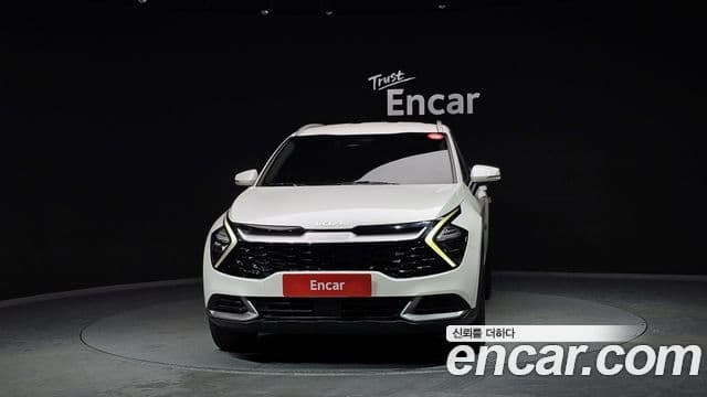 Kia Sportage 2022 — ფოტო 3/20