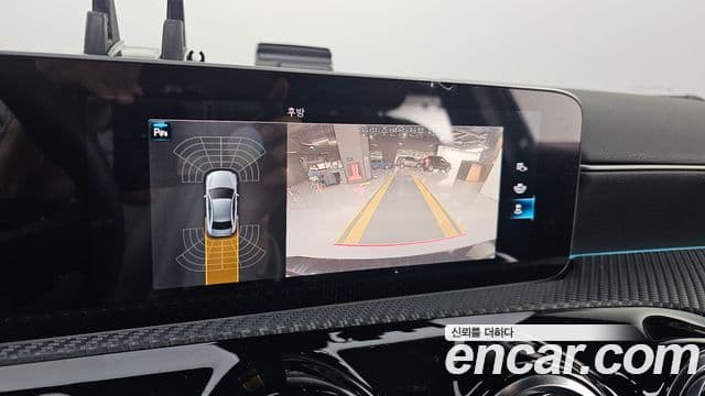 Mercedes-Benz A-Class 2020 — Photo 16/20