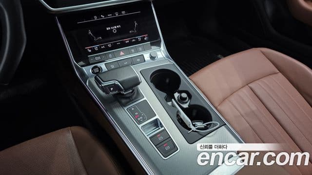 Audi A6 2021 — Şəkil 9/20