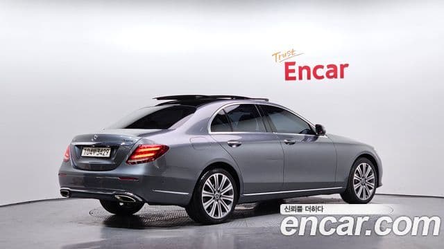 Mercedes-Benz E-Class 2020 — Şəkil 2/20