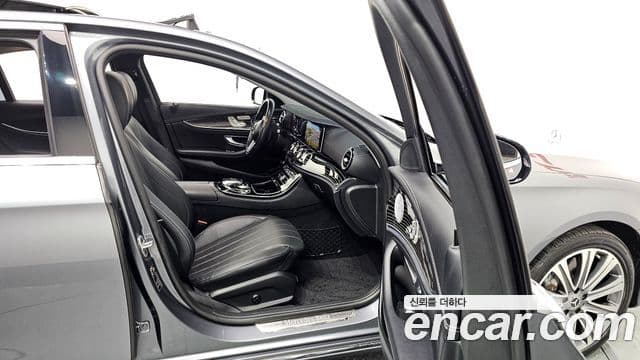 Mercedes-Benz E-Class 2020 — Şəkil 11/20