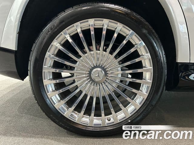 Mercedes-Benz GLS-Class 2025 — ფოტო 4/18