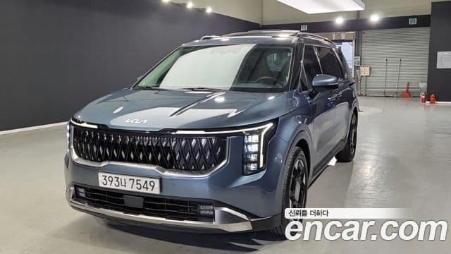 Kia Carnival 2024 — Şəkil 9/18