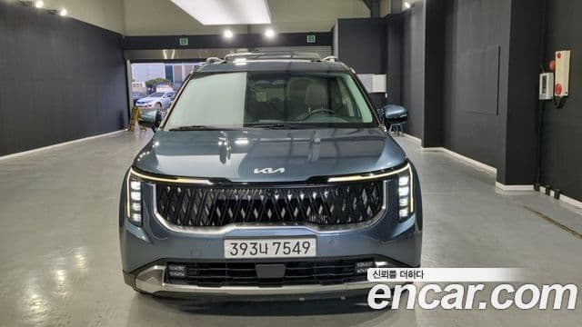Kia Carnival 2024 — Şəkil 2/18