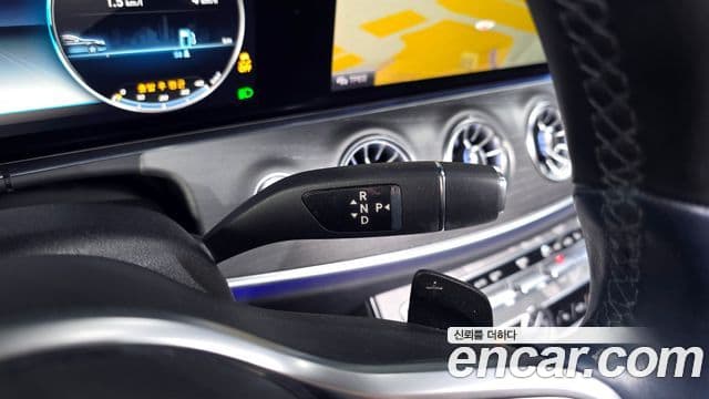 Mercedes-Benz CLS-Class 2020 — фото 9 из 20