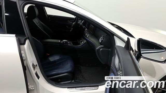 Mercedes-Benz CLS-Class 2020 — фото 11 из 20