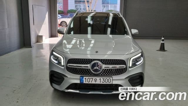 Mercedes-Benz GLB-Class 2020 — Şəkil 2/18