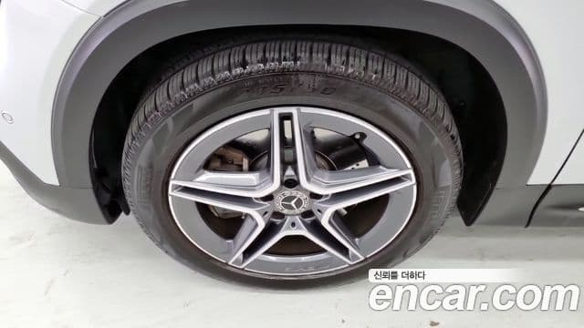 Mercedes-Benz GLB-Class 2020 — Şəkil 18/18