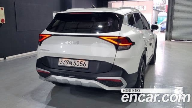 Kia Sportage 2022 — фото 1 из 15