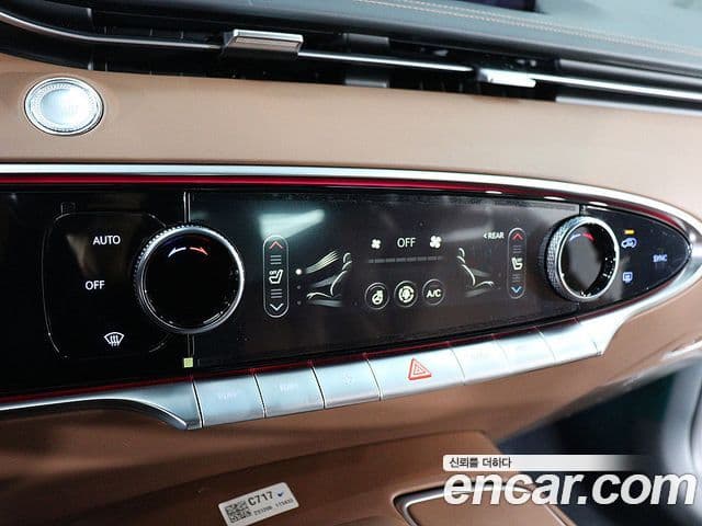 Genesis GV70 2024 — ფოტო 10/20