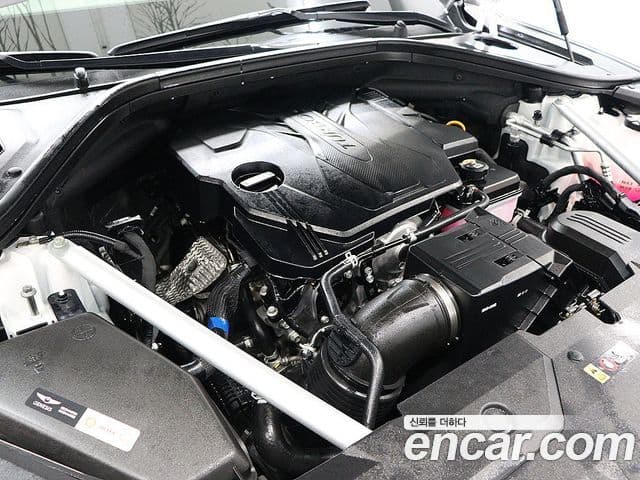 Genesis GV70 2024 — ფოტო 18/20