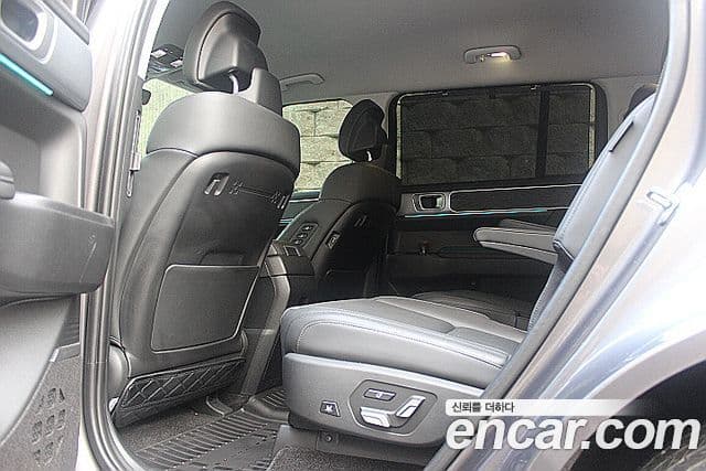 Hyundai Santa Fe 2024 — Şəkil 10/20