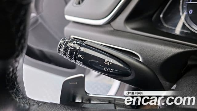 Hyundai Sonata 2019 — ფოტო 18/20