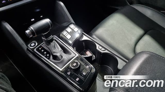 Kia Sportage 2021 — ფოტო 9/18