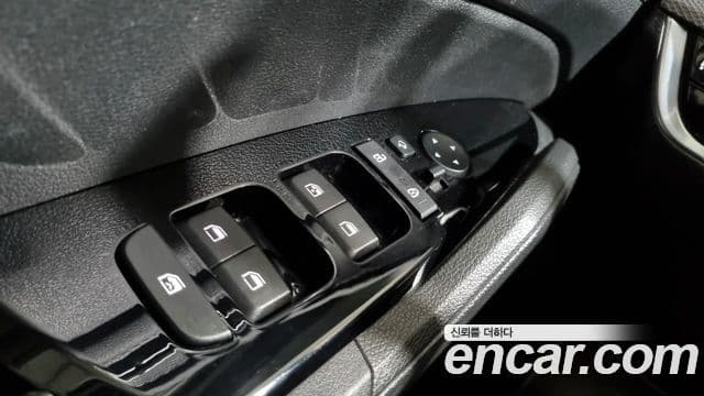 Kia Sportage 2021 — ფოტო 18/18