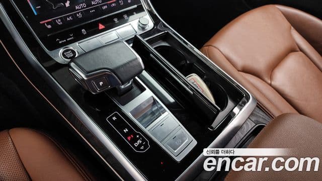 Audi Q7 2022 — Şəkil 20/20