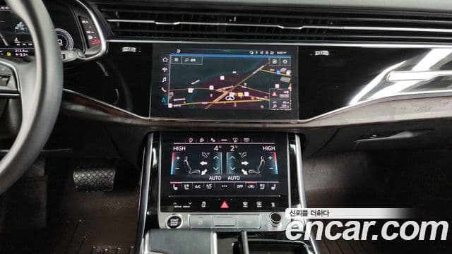 Audi Q7 2022 — Şəkil 19/20