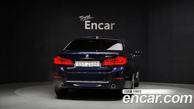BMW 5 Series 2019 — Şəkil 4/20