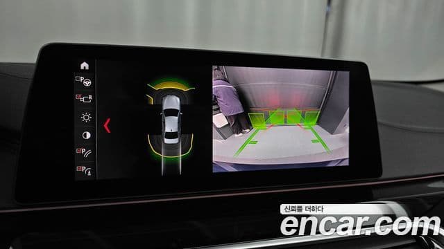 BMW 5 Series 2019 — Şəkil 15/20