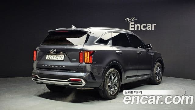 Kia Sorento 2022 — Şəkil 2/20