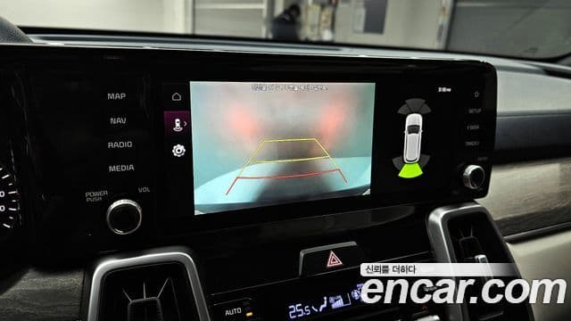 Kia Sorento 2022 — фото 16 из 20