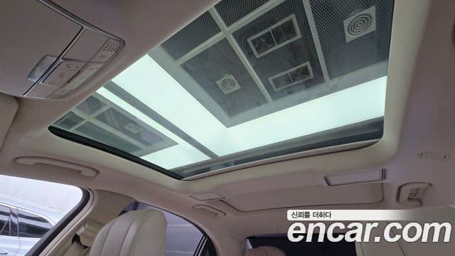 Mercedes-Benz S-Class 2018 — Şəkil 18/20