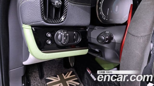 Mini Cooper S Countryman 2022 — Şəkil 18/20