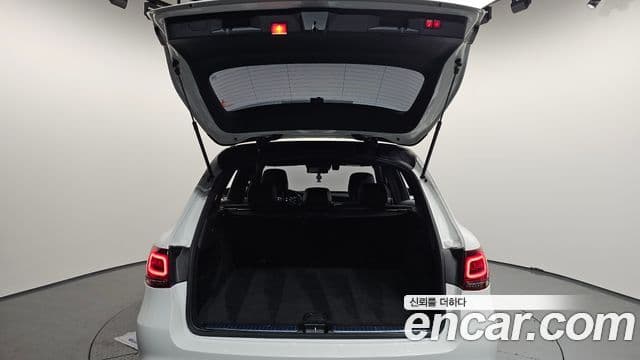 Mercedes-Benz GLC-Class 2022 — фото 20 из 20